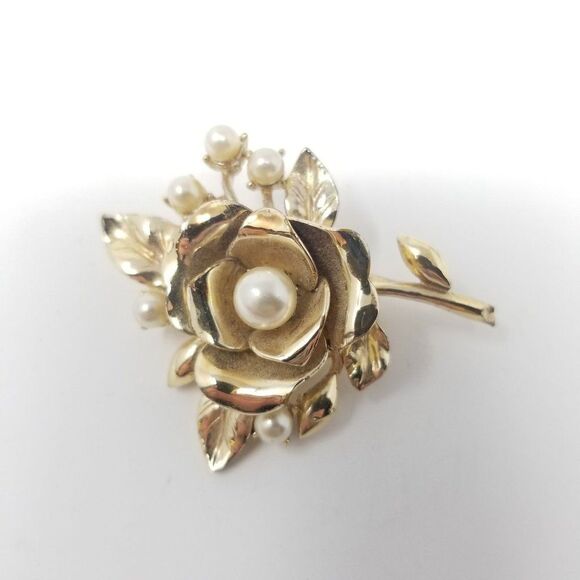 Vintage Gold Tone Rose Shaped Brooch with Faux Pearl Center, Flower Lapel Pin - Picture 6 of 6
